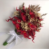 Hand lily fiance/wedding flowers