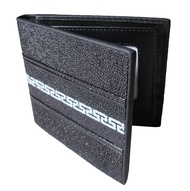 Best Variety กระเป๋าหนังปลากระเบนเเท้ๆในราคาโปรโมชั่น Thai Stingray Wallet Bifold / Unisex กระเป๋าปลากระเบนสวยงาม ใบเดียวเอาอยู่