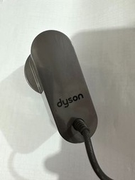 Dyson V10 V11 V12 V15 原廠充電器火牛，香港行貨原裝三腳插，30.45V 1.1A Dyson V10 V11 V12 V15 無線吸塵機都可用