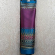 G48 26.11.68 Cotton Silk Fabric Woven Pattern Slide-Dyed Purple And Blue Size 2 Yards