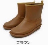 【現貨/售完下架】Charming：日本製造＊輕量式！雨鞋/雨靴(尺寸：S(22~22.5)/M(23.0-23.5cm/L(24-24.5cm))_免運。