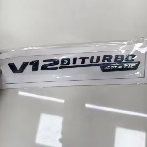 2pc Car-styling ABS Car Sticker V8 V12 BITURBO 4matic Logo Emblem Badge Rear Side Sticker for car se