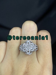 Cincin berlian eropa model fashion Emas : 75% Berat emas : 7.00gram Be