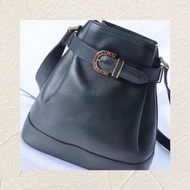 👜中古水桶包Valentino Garavani Bucket Bag