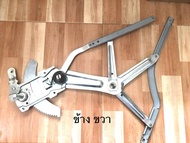 เฟืองยกกระจก HINO MEGA RH รุ่นมือหมุน