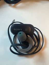 Sony Bluetooth earplugs藍芽耳機