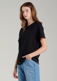 Mc jeans เสื้อยืดแขนสั้นผู้หญิง คอกลม  MTSZB67