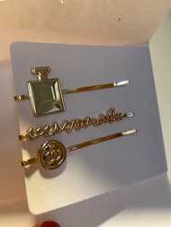 😍包郵**😍平絕carousell ❤️全新100%正品專櫃VIP贈品 CHANEL COCO MADEMOISELLE Hair Clips