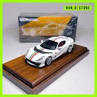 TOC Thrill of Collector 1:64 Ferrari 812 Competizione BIANCO ITALIA WHITE STRIPE RED GREEN COLOR