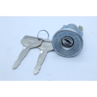 Toyota Corolla KE20 78-79 Ignition Cyclinder Lock with Key | OE Part Number : 69064-12033