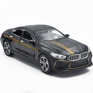 1:32 suitable for BMW M8 alloy car, cast alloy car, metal toy car, simulation model, sound and light