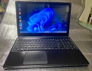 Acer E1  15.6 ” Laptop Notebook set with power adapter and cable. 手提電腦