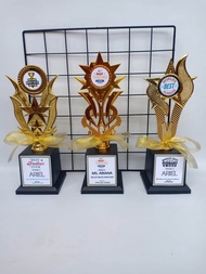 PIALA KECIL SATUAN MURAH CUSTOM STIKER DAN PITA tinggi 29cm