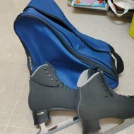 39碼溜冰鞋