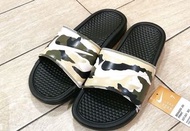 Nike拖鞋
