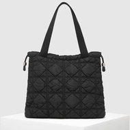 CARLYN Weekender