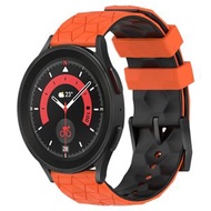 全城熱賣 - 適用於 三星 Galaxy Watch 5 Pro 45mm 20mm 足球紋雙色硅膠錶帶（橙+黑）
