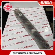 SAGA | Right Rear Shock / Kiri Land Cruiser VX100 HDJ100 Rear Shock Absorber Land Cruiser VX100 Orig