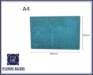 เเผ่นรองตัด สีเขียว เเผ่นรองตัดกระดาษ Junesix A5/A4/A3/A2/A1 *ราคาต่อชิ้น*