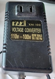 ╭★㊣ 二手 KAMI Voltage Converter 110V =&gt; 100V變壓器【KM-100】特價 $199