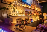 AIC BAR & Cafe-Tainan