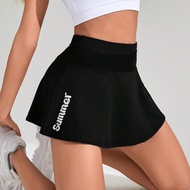 Skort ชุดกีฬาสีทึบพร้อมพิมพ์ตัวอักษร Skort เทนนิส