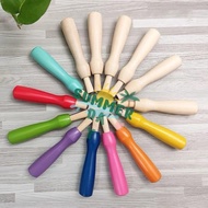 JXS Preferred New Arrival Colorful Wooden Stamp With Needle DIY Wool Felt Tool Handle Embroidery Int