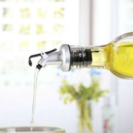 Penutup Botol Minyak Oil Bottle Stopper Lock Plug Seal Leakproof Food Grade Rubber Nozzle Sprayer Liquor Dispenser按压式倒油嘴