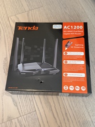 Tenda AC1200 MU-MIMO 雙頻千兆 WiFi 路由器