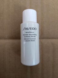 Shiseido 5ml benefiance wrinkle smoothing contour serum
