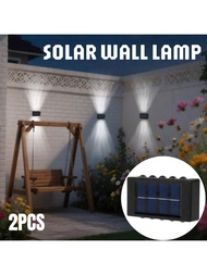 Đèn tường ngoài trời 2 chiếc IP44, có thông'số kỹ thuật đèn LED đạt chuẩn 8/10, tấm pin quang điện h