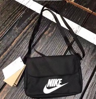 Nike郵差包