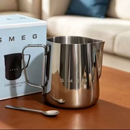Smeg Coffee Latte Art Pitcher Dengan Skala Cawan Milk Pitcher Latte Art Frothing Milk Handless Pitch