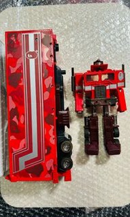 BAPE x TRANSFORMERS 變形金剛 G1 柯柏文