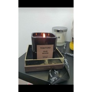 ORI-T-O-M-F-O-R-D-@- OUD WOOD CANDLE