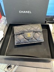 Chanel經典三折短夾mini黑金