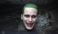 現貨】小丑頭雕 Joker 紫色大衣版本 自殺突擊隊 會場限定版 1/6 Hot Toys MMS382