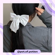 POT OF POTION | Djerf Avenue — Go Slow Bow Scrunchie