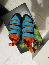 全新 Lowa sparrow Vibram 底 攀石鞋 Euro 38 climbing shoes