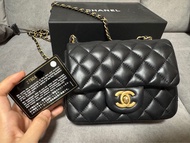 Chanel mini square 方胖子