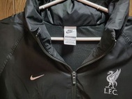 LFC Nike Liverpool  黑銀色半胸外套