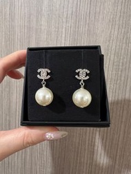 [Chanel] Classic  mini CC w/ Pearl 珍珠🤍耳環