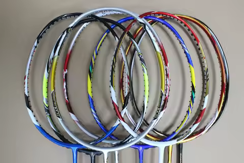 2 Pcs High-Elastic Carbon Fiber Bionic Elements Badminton Racket 28Lbs High-Quality Ultracore U10 Ba