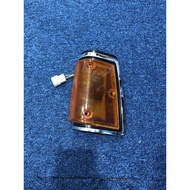(SHIP TODAY- Ready Stock) Nissan 720, 80 yr, corner lamp/ right side lamp