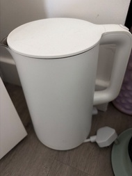 小米白色電熱水壺