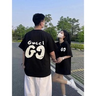 
Gucci GUGGI Short-Sleeved logo Printed Couple Short-Sleeved T-Shirt
Color Matching Is Still So Clas