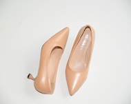 รองเท้าเเฟชั่นผู้หญิงเเบบคัชชูเเฟชั่นส้นปานกลาง No. 22-5 NE&amp;NA Collection Shoes