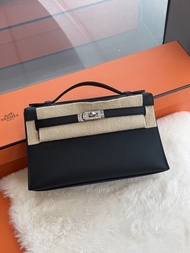 Hermes🌟 kelly pochette 黑銀 swift stamp K