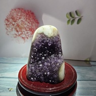 Swn 6 Natural agate/amethyst crystal geode