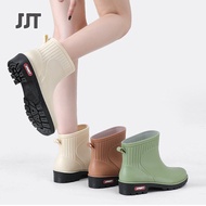 JJT [จัดส่งฟรี]รองเท้าบูท รองเท้าบูทกันฝนนักเรียน เกาหลี เจลลี่ พลาสติก รองเท้า กันน้ำ ต่ำ กันลื่น รองเท้าบูทกันฝน รองเท้ากันน้ำ ทรงสั้น รองเท้ากันฝน นักเรียน รองเท้ายางกันลื่น รองเท้าน้ำ รองเท้าบูทสั้น แฟชั่น รองเท้าทำงาน กันน้ำมัน ฤดูฝน รองเท้ากันลื่น ร